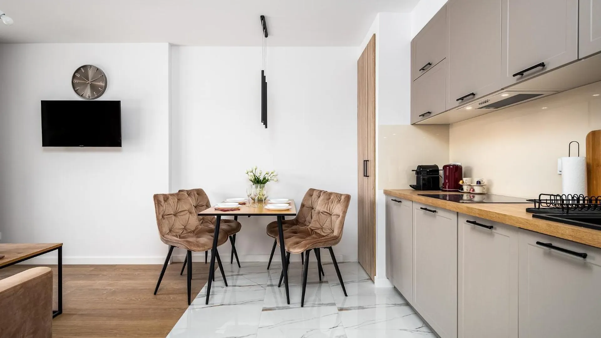 Pileckiego Residence Warsaw 0*,